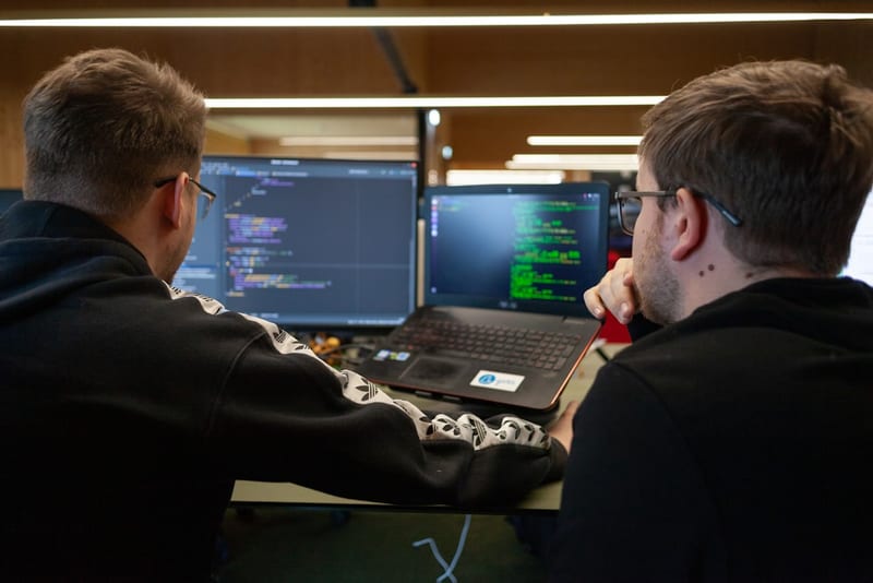Photo softwareentwicklung unternehmenssoftware individualsoftware
